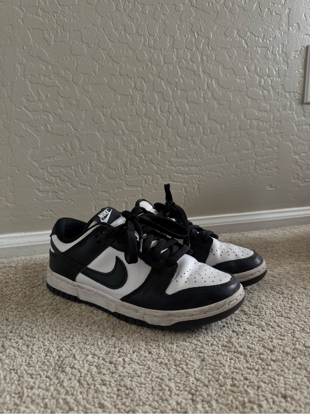 Nike Panda Dunks